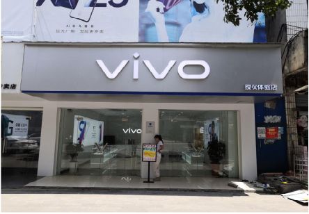 元江}做一个门店面广告招牌需要多少钱？